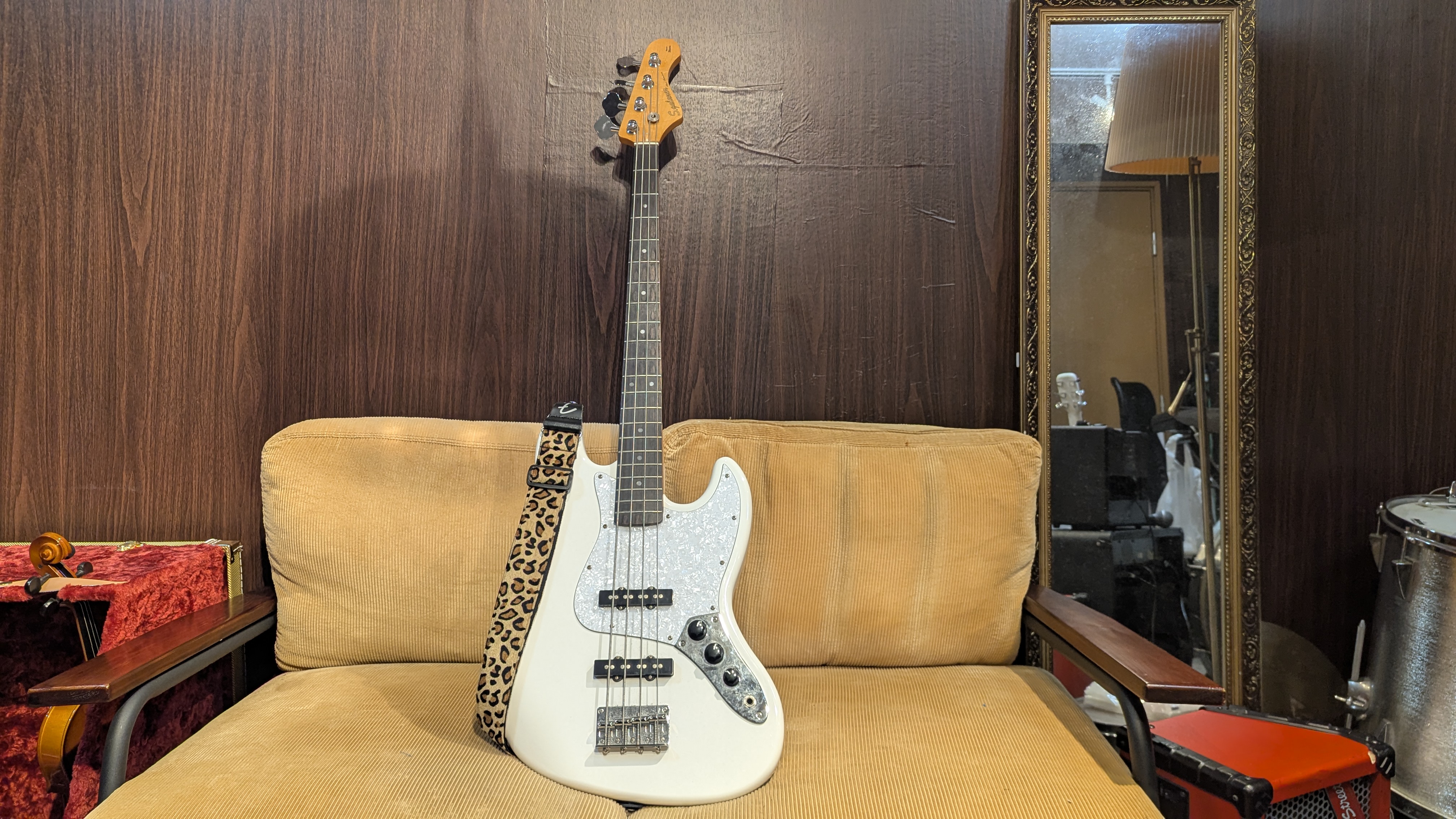 Equipment image